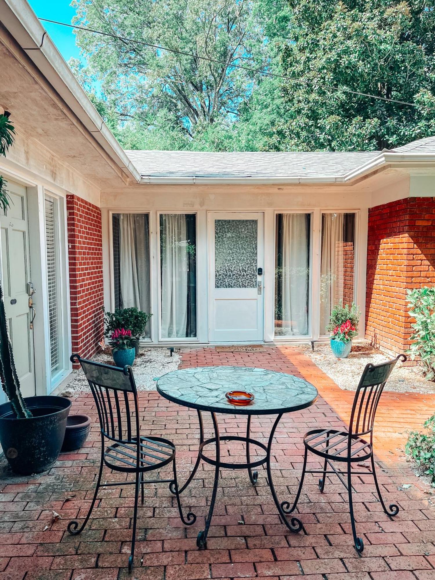 Cozy Guest House Studio Apartment Greensboro Exterior photo